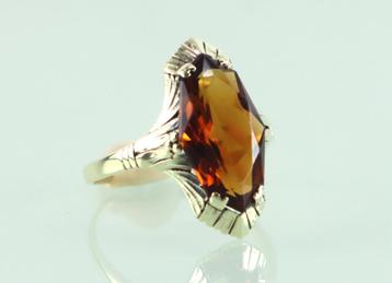 Art Deco gouden ring met citrien  beschikbaar voor biedingen