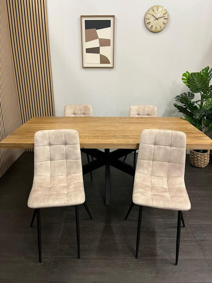 Eetkamerstoel beige, Huis en Inrichting, Stoelen, Nieuw, Vijf, Zes of meer stoelen, Overige kleuren, Ophalen