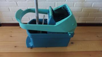 Leifheit dweil + emmer + drie dweilen beschikbaar voor biedingen