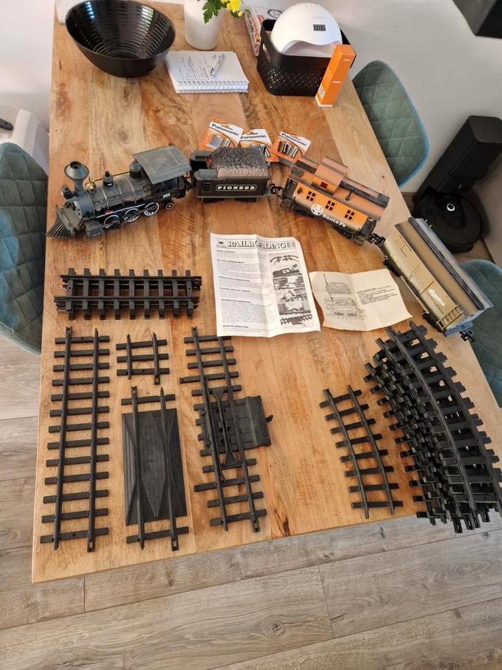 New Bright Pioneer 1986 999 Trein, Hobby en Vrije tijd, Modeltreinen | H0, Gebruikt, Treinset, Gelijkstroom, Overige merken, Analoog