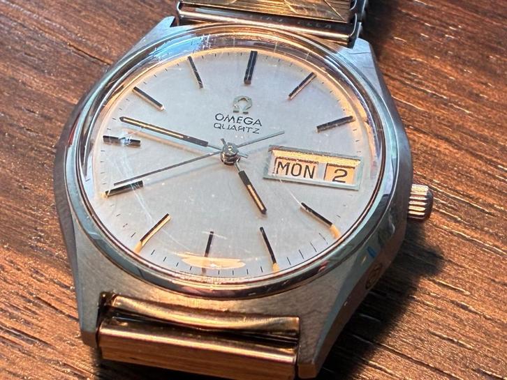 Vintage Omega Quartz Day-Date 196.0065, Sieraden, Tassen en Uiterlijk, Horloges | Heren, Gebruikt, Polshorloge, Omega, Staal, Staal