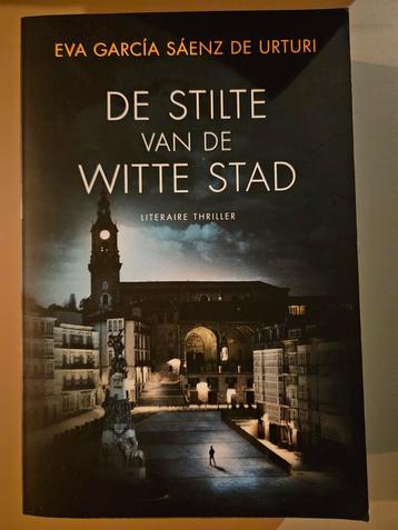 De Stilte van de Witte Stad - Literaire Thriller beschikbaar voor biedingen