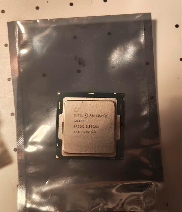 Intel Pentium Processor G4400, Computers en Software, Processors, Gebruikt, 2-core, 3 tot 4 Ghz, Ophalen of Verzenden