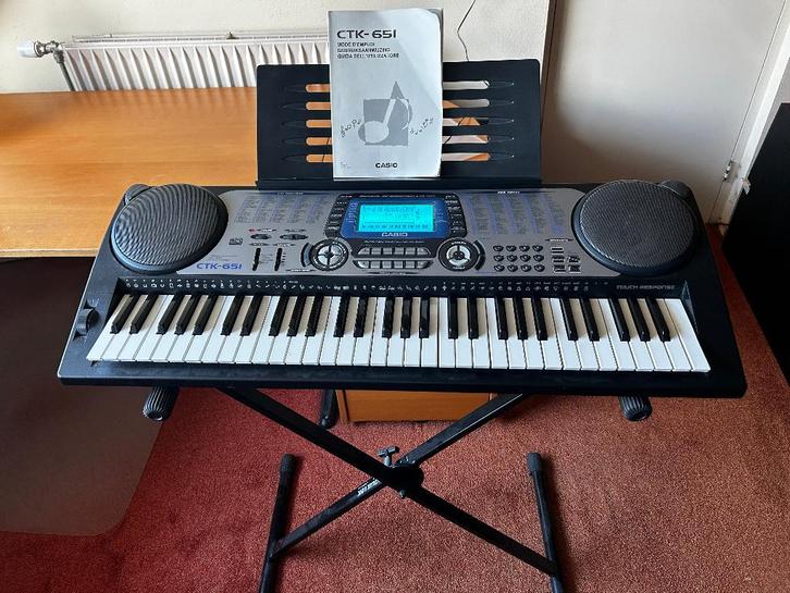 casio keyboard CTK-651, Muziek en Instrumenten, Keyboards, Gebruikt, 61 toetsen, Casio, Aanslaggevoelig, Met standaard, Ophalen