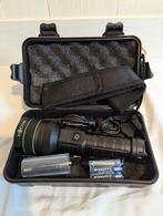 Kochar militaire zaklamp - LED - Oplaadbaar - 5000 Lumen, Ophalen of Verzenden, Nieuw, Accu