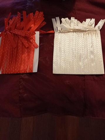 Luxe striklint ophangen kerstballen rood en wit + voile rood beschikbaar voor biedingen