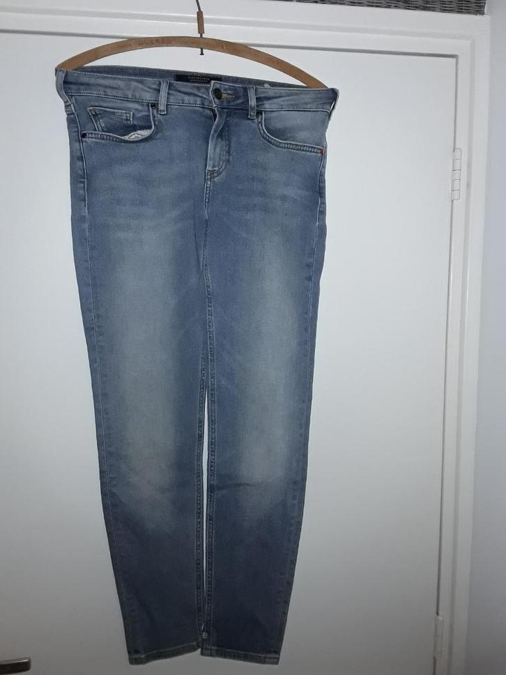 Scotch & Soda Lichte Spijkerbroek Maat 27/30, Kleding | Dames, Spijkerbroeken en Jeans, Zo goed als nieuw, W27 (confectie 34) of kleiner