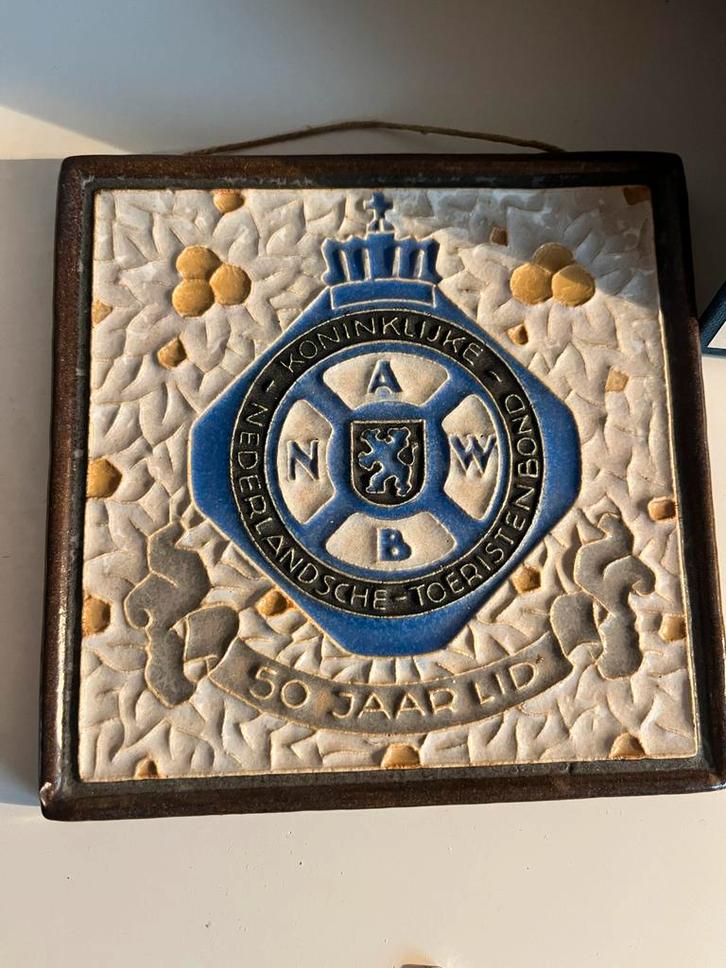 ANWB Tegel - 50 Jaar Lid, Antiek en Kunst, Antiek | Wandborden en Tegels, Ophalen of Verzenden
