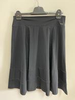 R44 - Zwarte Didi rok maat L in soort dikke travelstof (1), Kleding | Dames, Rokken, Maat 38/40 (M), Zwart, Ophalen of Verzenden
