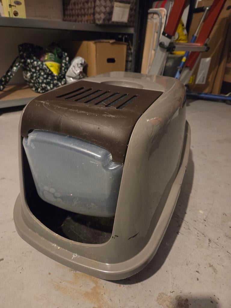 Kattenbak gebruikt. In goede staat., Ophalen