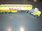HOT WHEELS ~~ MEGA RIGS SHELL TREKKER MET OPLEGGER, Ophalen of Verzenden, Zo goed als nieuw, Bus of Vrachtwagen, Overige merken