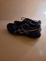 Asics Upcourt 4 - Zaalschoenen  40, Ophalen of Verzenden, Zo goed als nieuw, Asics, Sportschoenen