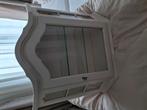 Wit antiek vitrinekastje glazen plaatjes, Huis en Inrichting, Kasten | Vitrinekasten, Ophalen, Gebruikt, 50 tot 100 cm, Minder dan 100 cm