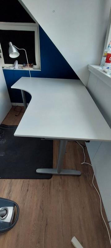 Ikea hoekbureau