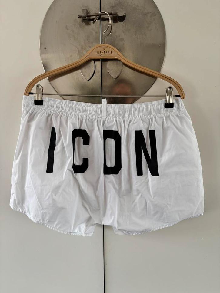 Met bon Witte heren zwembroek dsquared icon m medium 50 ZGAN, Kleding | Heren, Badmode en Zwemkleding, Maat 48/50 (M), Wit, Ophalen of Verzenden