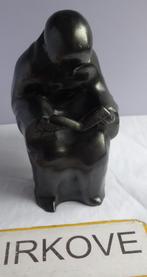 SPANNEND BOEK * BEELDJE Lezende Man *, Antiek en Kunst, Verzenden