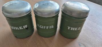 Vintage groen emaille voorraadbussen suiker, koffie en thee beschikbaar voor biedingen
