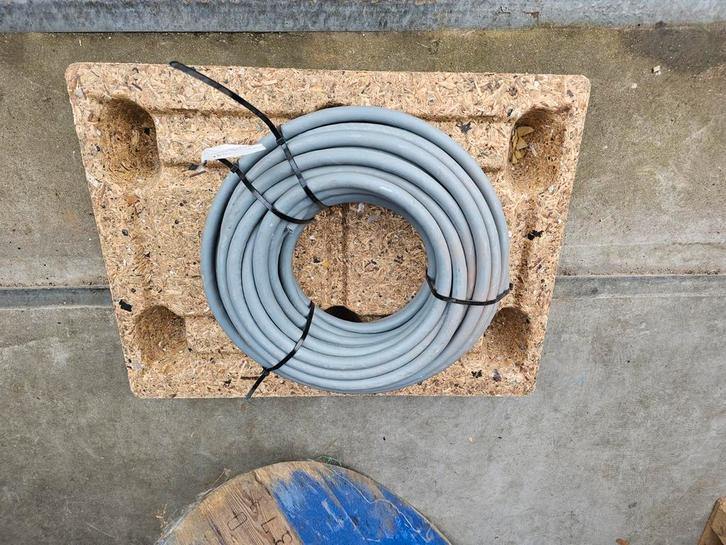 19 meter YMvK-as 4x10mm²+as10mm² grondkabel., Doe-het-zelf en Verbouw, Elektra en Kabels, Kabel of Snoer, Ophalen of Verzenden