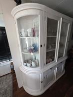 Mooie en exclusieve buffetkast met gebogen glazen deuren, Huis en Inrichting, Kasten | Buffetkasten, Ophalen, Gebruikt, 200 cm of meer