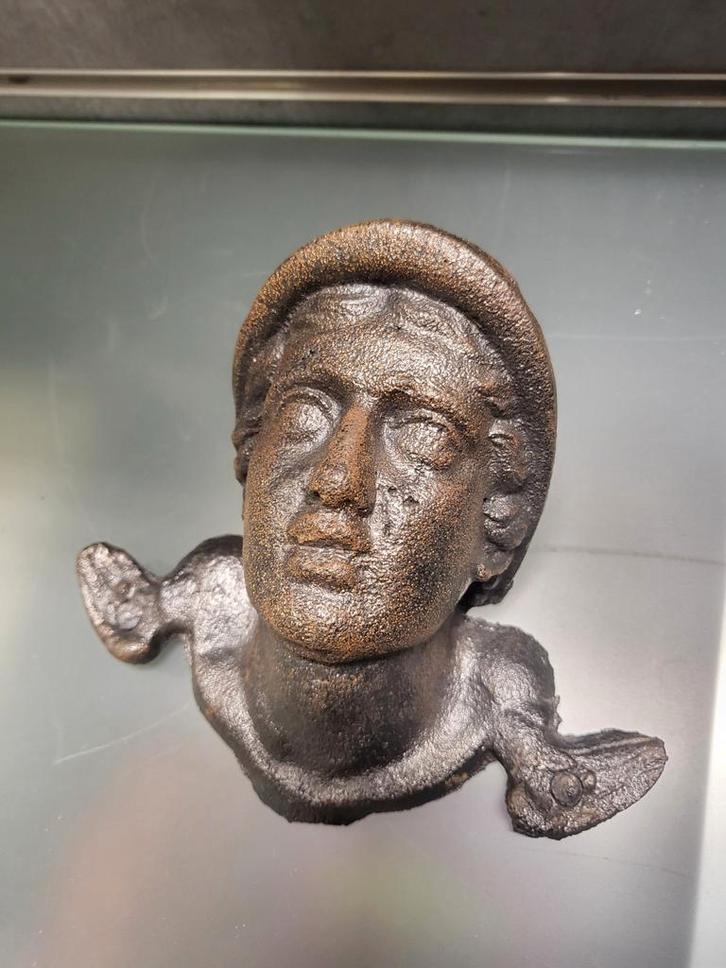 Antiek beeldje van een Romeinse figuur, Antiek en Kunst, Kunst | Beelden en Houtsnijwerken, Ophalen of Verzenden