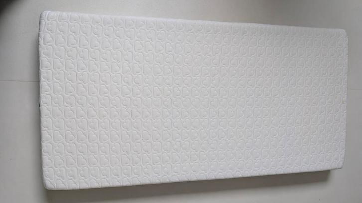 2 ledikantjes TWF/Aerosleep matrasjes, Kinderen en Baby's, Babywiegjes en Ledikanten, Gebruikt, Ledikant, Ophalen