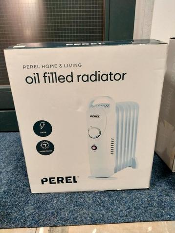 Perel Oliegevulde Radiator - Compact en Efficiënt beschikbaar voor biedingen