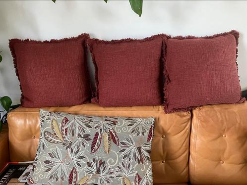 3 kussens wijnrood wn design kussen nieuw, Huis en Inrichting, Woonaccessoires | Kussens, Zo goed als nieuw, Groen, Vierkant, Ophalen of Verzenden