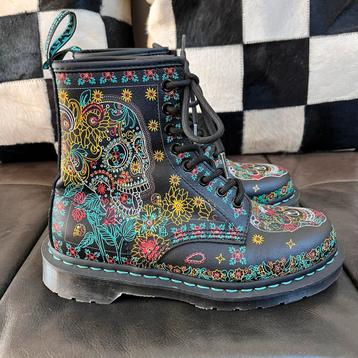 Dr. Martens Sugar Skull 1460 - Maat 38 beschikbaar voor biedingen
