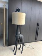 Giraffe lamp met beige kap, Huis en Inrichting, Lampen | Vloerlampen, Ophalen, Zo goed als nieuw, Stof, 150 tot 200 cm