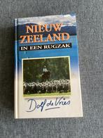 Dolf de Vries : Nieuw Zeeland in een rugzak. Hardcover., Boeken, Reisverhalen, Ophalen of Verzenden, Zo goed als nieuw, Australië en Nieuw-Zeeland