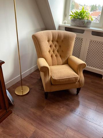 2 fauteuils beschikbaar voor biedingen