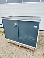 Grote Ladekast / Opbergkast met Schuifdeuren, Huis en Inrichting, Ophalen, Gebruikt, Metaal