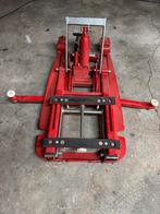 Motorlift 680kg, Ophalen