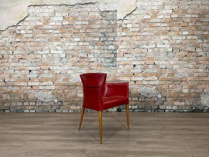 Meerdere Matteo Grassi Vela rood bij TheReSales, Huis en Inrichting, Stoelen, Zo goed als nieuw, Vijf, Zes of meer stoelen, Hout