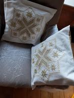 2 Hardanger Kerst Kussens, Ophalen of Verzenden, Zo goed als nieuw