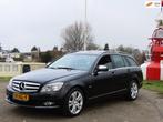 Mercedes-Benz C-klasse Estate 180 K Avantgarde *Dak *NieuwSu, Auto's, Automaat, Achterwielaandrijving, Zwart, Zwart