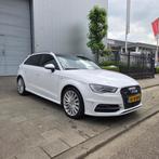 Audi A3 1.4 Tfsi 204pk E-tron S-Line Phev S Tronic 2015 Wit, Auto's, Audi, 4 cilinders, Leder en Stof, Wit, 1395 cc