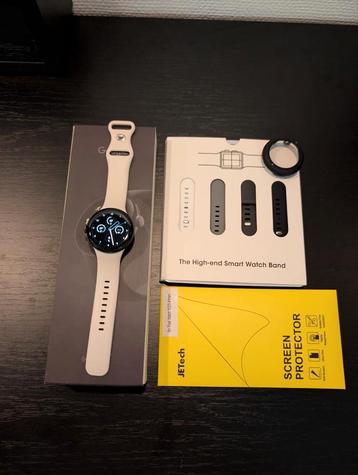 Google Pixel watch 3  met accessoires  beschikbaar voor biedingen