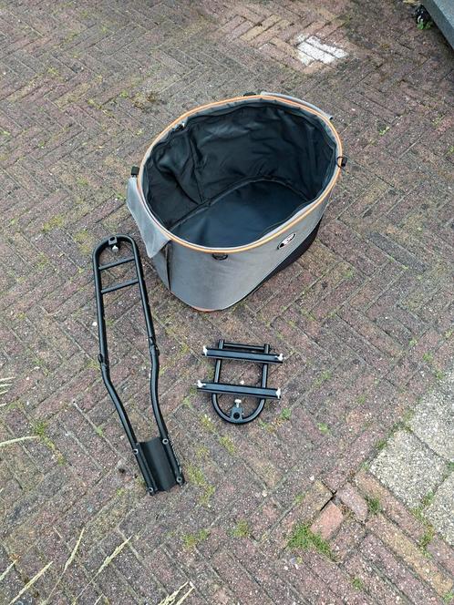 Doggyride Cocoon xl inclusief. accessoires, Fietsen en Brommers, Fietsaccessoires | Fietsmanden, Nieuw, Ophalen