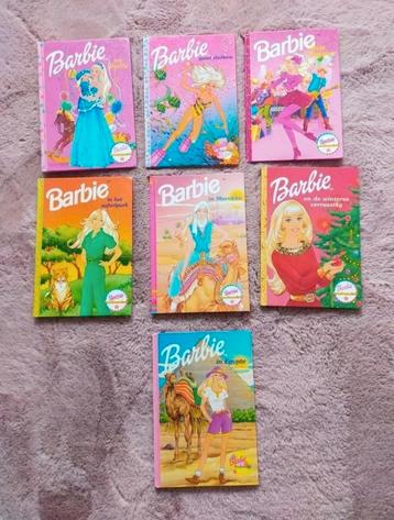 7 x leuke vintage Barbie boekjes!

 beschikbaar voor biedingen