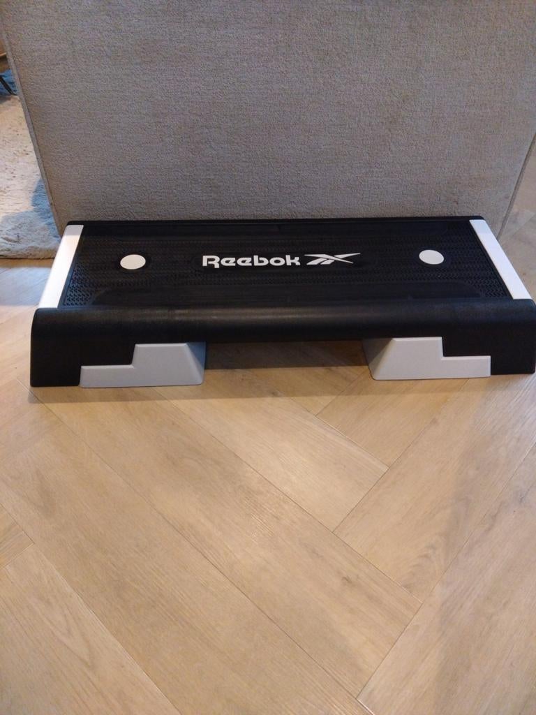 Reebok Aerobic Step - Zo goed als nieuw!, Sport en Fitness, Fitnessmaterialen, Ophalen of Verzenden, Zo goed als nieuw, Buik, Stepbank