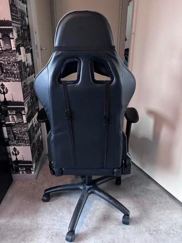 Gaming Stoel - Comfortabel beschikbaar voor biedingen