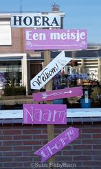 Geboortebord Wegwijzer voor Geboorte van Meisje, Ophalen of Verzenden, Zo goed als nieuw, Geboortebord