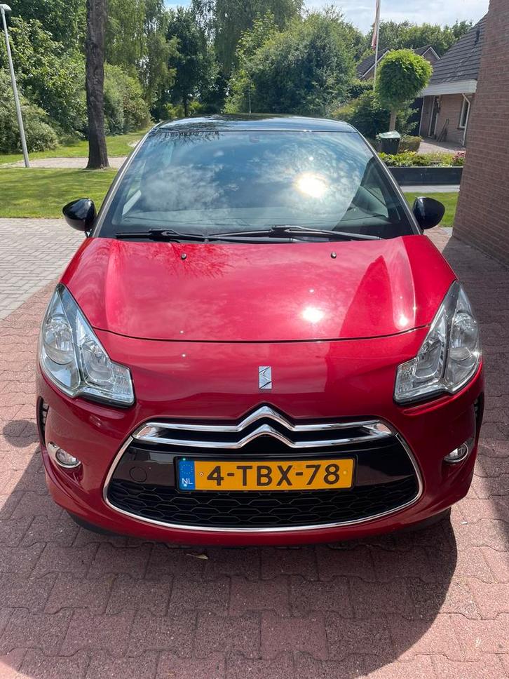 Citroën DS3 1.2 VTI 2014 Rood, Auto's, Citroën, Particulier, DS3, Benzine, A, Hatchback, Handgeschakeld, Origineel Nederlands