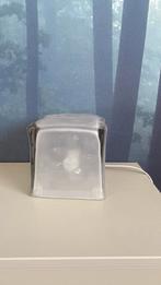 IKEA icecube tafellamp, Huis en Inrichting, Lampen | Tafellampen, Ophalen of Verzenden, Zo goed als nieuw, Glas, Minder dan 50 cm