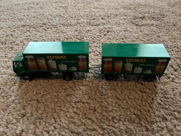 Herpa Mercedes-Benz met Aanhanger Reforma, Hobby en Vrije tijd, Modelauto's | 1:87, Zo goed als nieuw, Bus of Vrachtwagen, Herpa