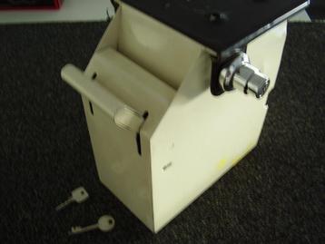 Metaal afstortkluis Afroomkluis geschikt voor onder toonbank beschikbaar voor biedingen