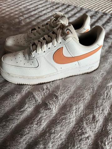 Nike Sneakers beschikbaar voor biedingen