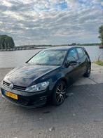 Volkswagen Golf 1.2 TSI met carplay op origineel scherm, Voorwielaandrijving, 4 cilinders, 610 kg, Zwart