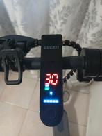 Ducati  step, Ophalen of Verzenden, Zo goed als nieuw, Elektrische step (E-scooter)
